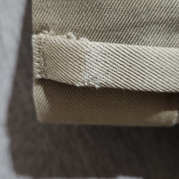 DOCKERS CLASSIC FIT MENS PANTS.     SIZE 38×30 KHAKI COLOR - Picture 11 of 11